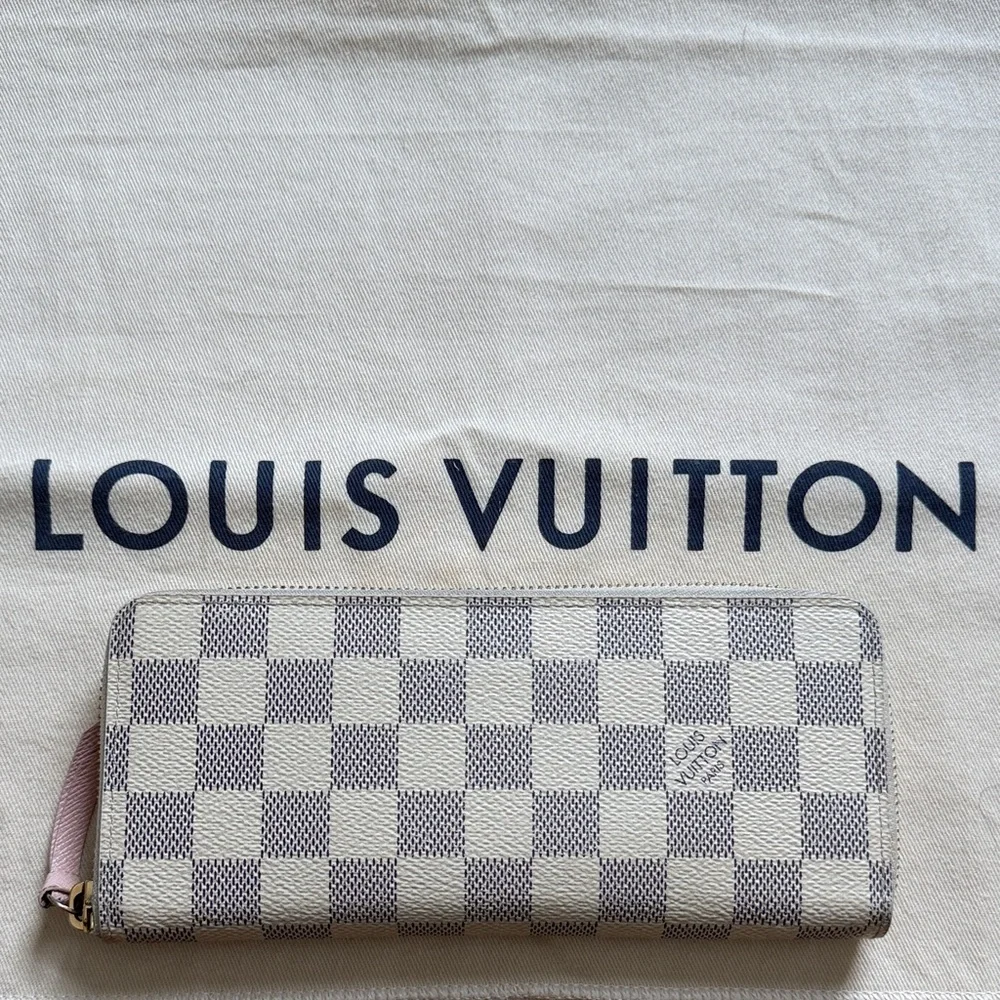 Louis Vuitton Clémence Wallet - Picture 2 of 12